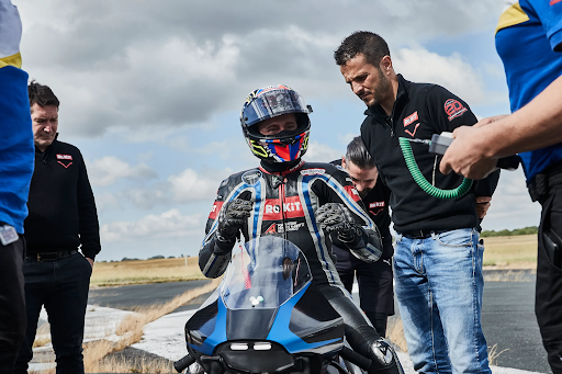 Voxan and Max Biaggi back on the world speed record trail